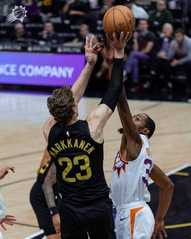 1700457914965083834.jpg a5200b89gy1hk1ge26v1qj22j135sqv5.jpg