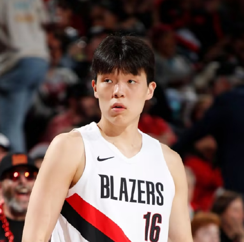 是人是鬼都在刷数据，只有杨瀚森一分未得，常规赛草草收尾！